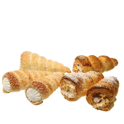 Blätterteigrollen „Trubotchka“ mit Baisercreme